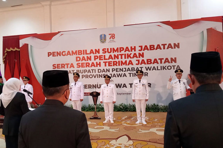 Wahyu Hidayat secara resmi dilantik sebagai Penjabat (Pj) Wali Kota Malang. (Foto; Ho TIMES Photo)