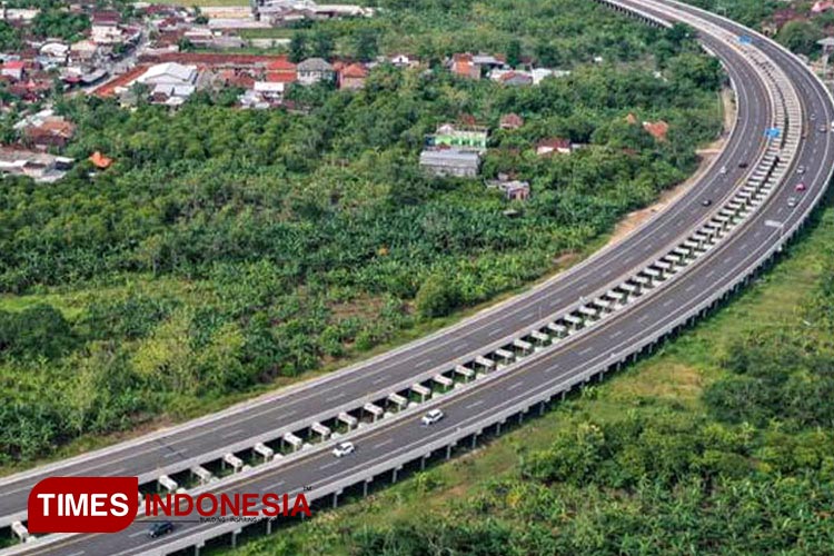 Ilustrasi - Jalan tol Jogja - Bawen, yang tengah dalam proses pembangunan. (FOTO: dok TIMES Indonesia)