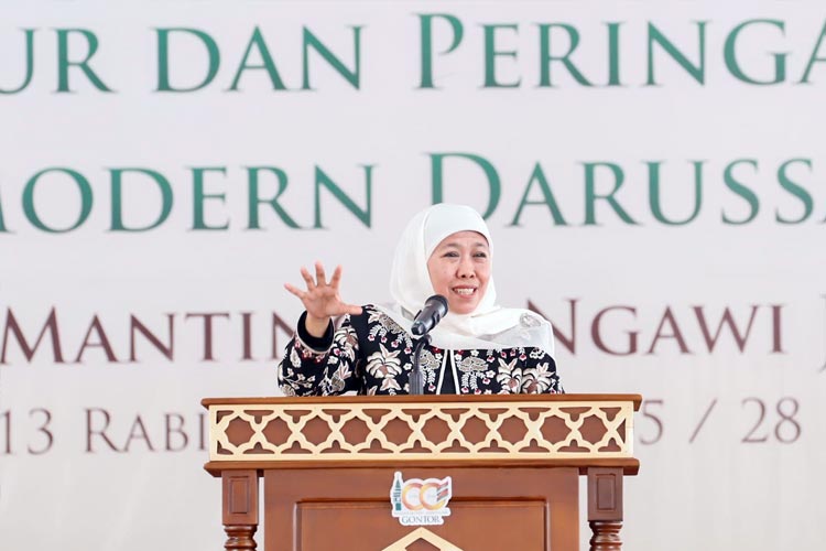 Satu Abad Pondok Modern Darussalam Gontor, Gubernur Khofifah: Kontribusi Besar Membangun Peradaban 
