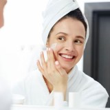 Hareudang! Begini Cara Memilih Kosmetik Bertabir Surya Menurut BPOM