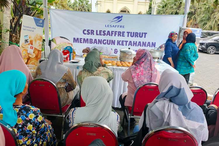 Dukung Ketahanan Pangan, Lesaffre Latih Santri dan UMKM Bikin Usaha Kue Bergizi