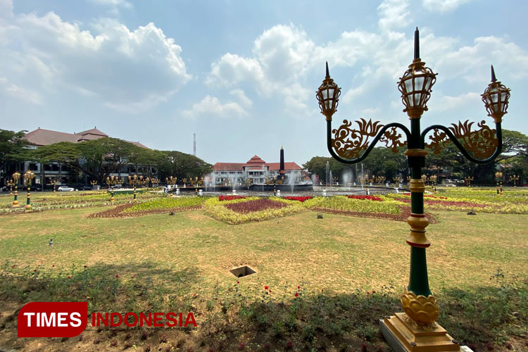 Dibuka Untuk Umum Ini Wajah Baru Alun Alun Tugu Malang Times Malang 3989