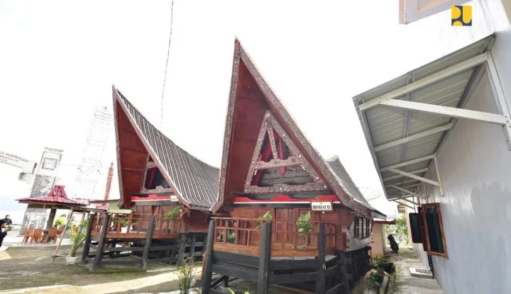 Rumah-Adat-PUPR-2.jpg