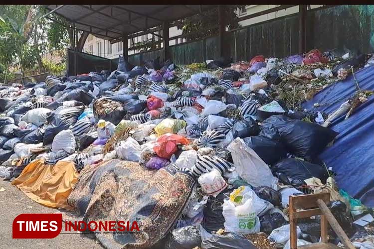 tumpukan-sampah-3.jpg
