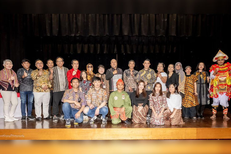 batik-australia-03.jpg