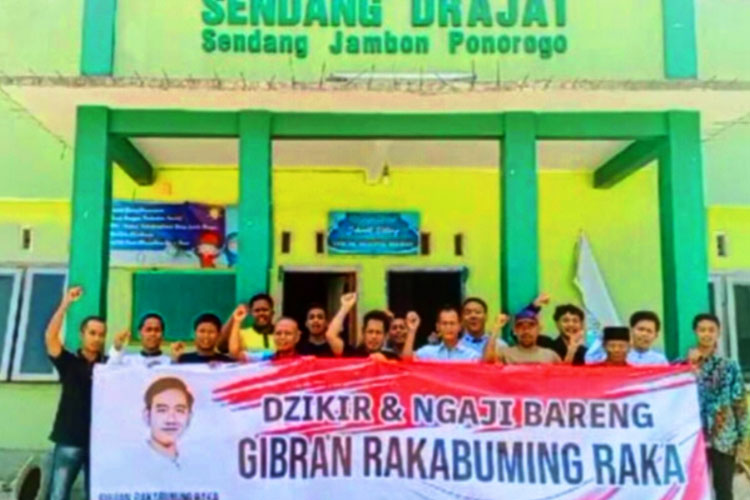 Santri di Kabupaten Ponorogo Doakan Gibran Jadi Cawapres 2024