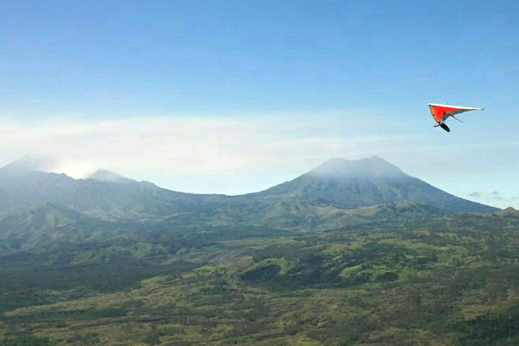 Pegunungan di kawasan Ijen yang dihasilkan proses alam yakni ledakan Gunung Ijen Purba (FOTO: PHIG for TIMES Indonesia)