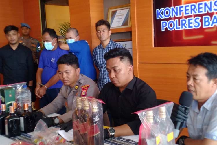 Berbahan Disinfektan, Polres Bantul Bekuk Peracik Miras Oplosan yang Makan Korban