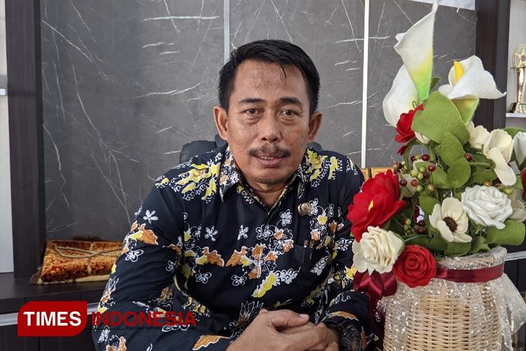 SMAN 2 Lamongan beralamatkan di Jalan Veteran No 1 Kelurahan Banjarmendalan Lamongan, Kamis (19/10/2023). (FOTO: Moch. Nuril Huda/TIMES Indonesia)