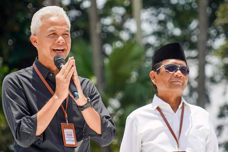 Pengamat: Mega Pilih Mahfud MD untuk Membelah Suara NU