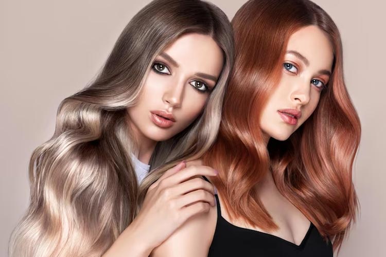 Dua gadis cantik dengan rambut sehat berkilau. (Foto: sofiazhuravets/Freepik)