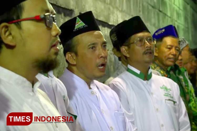 Pembacaan satu miliar Shalawat Nariyah pada Hari Santri 2023. (FOTO: Yusuf Arifai/TIMES Indonesia)