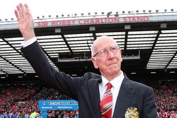 Sir Bobby Charlton meninggal di usia 86 tahun (Foto: twitter/fabrizioromano)