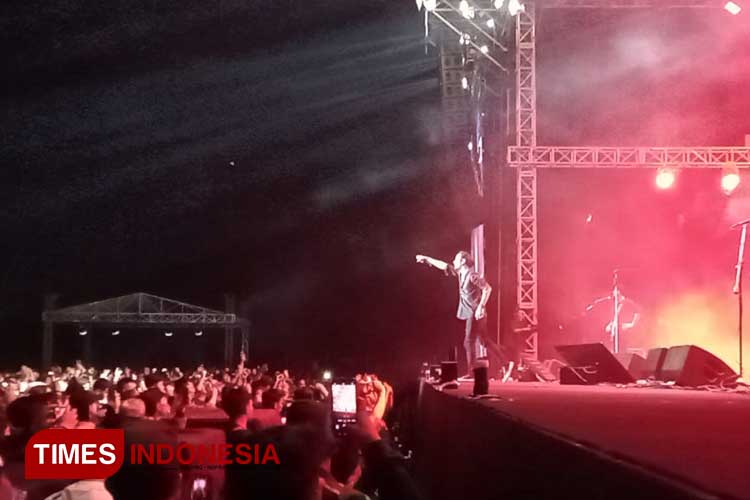 Konser Slimple Festival Dewa 19, Rosa dan Tipe-Ex Puaskan Kerinduan Pencinta Musik