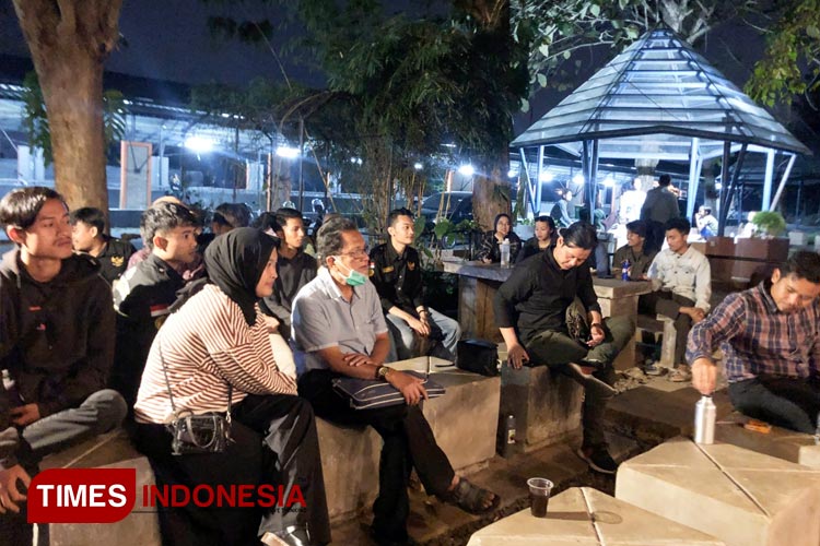 mahasiswa-terhadap.jpg