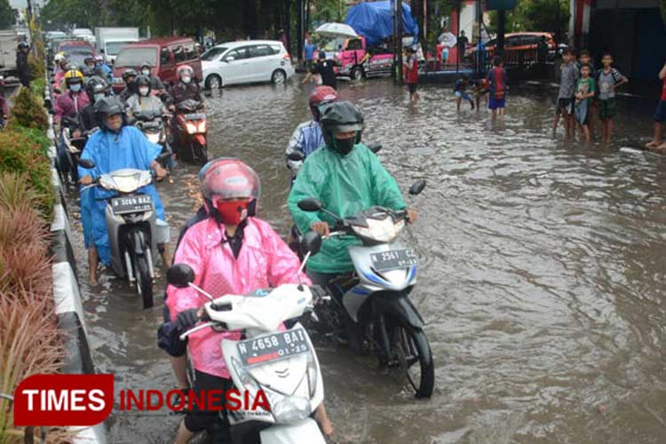 Kota Malang Mulai Turun Hujan, Apakah Sudah Masuk Musimnya? - TIMES ...