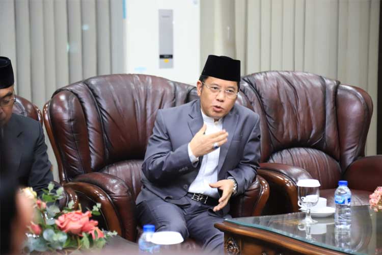 Kamaruddin-Amin-2.jpg