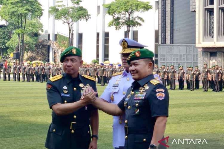 Memasuki Tahun Politik, Panglima TNI Ingatkan Kasad Jaga Netralitas