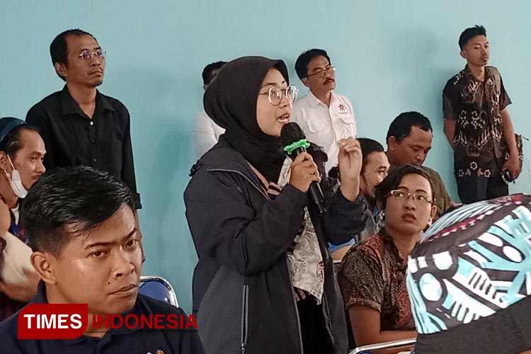 Sejumlah jurnalis dari berbagai kita di Jawa Barat mengikuti OKK di aula kantor PWI Jawa Barat, Jalan Wartawan 2 No. 23 Turangga, Lengkong, Kota Bandung, Jawa Barat. Senin (30/10/2023). (FOTO: Harniwan Obech/TIMES Indonesia)