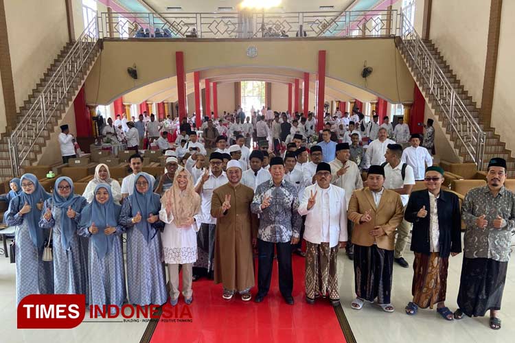 Hashim-Djojohadikusumo-a.jpg