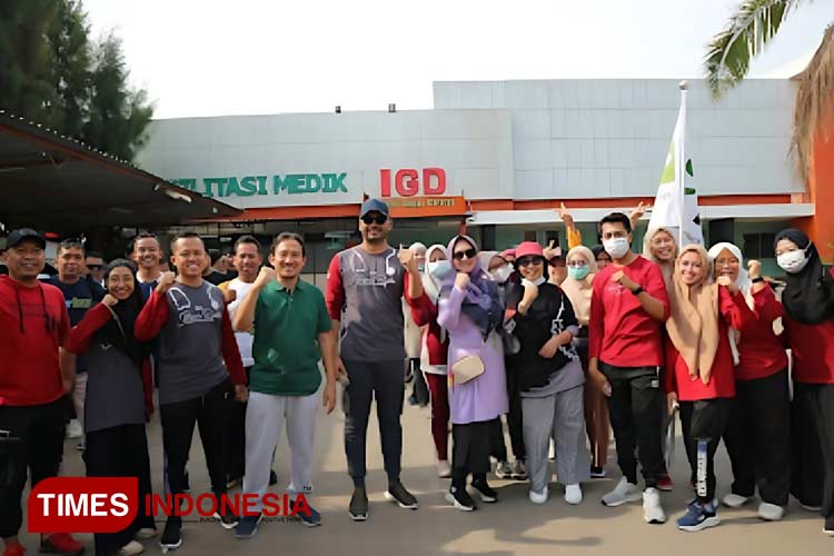 Satu Dekade, RS Rizani Paiton Menyapa Masyarakat lewat Jalan Santai dan Pemeriksaan Kesehatan Gratis