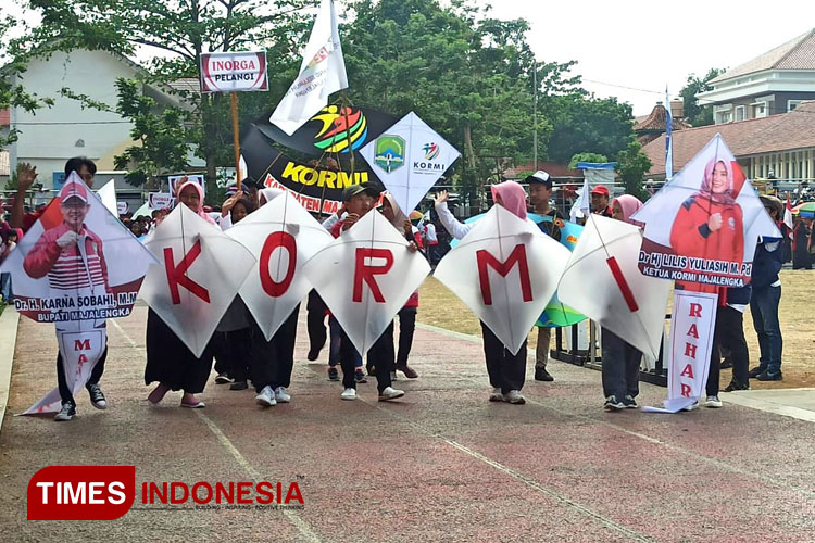 Devile KORMI Kabupaten Majalengka di acara festival olahraga tradisional masyarakat. (FOTO: Jaja Sumarja/TIMES Indonesia)