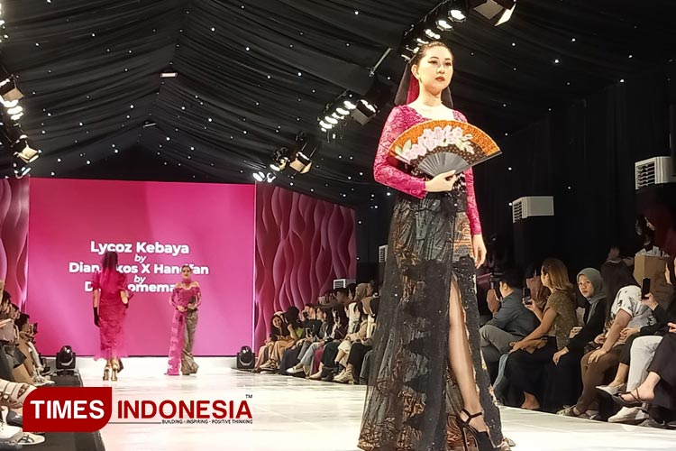 Penampilan karya dari Dian Likos pada Malang Fashion Week. Jumat (3/11/2023) (Foto: Yovika Indrisani/TIMES Indonesia)