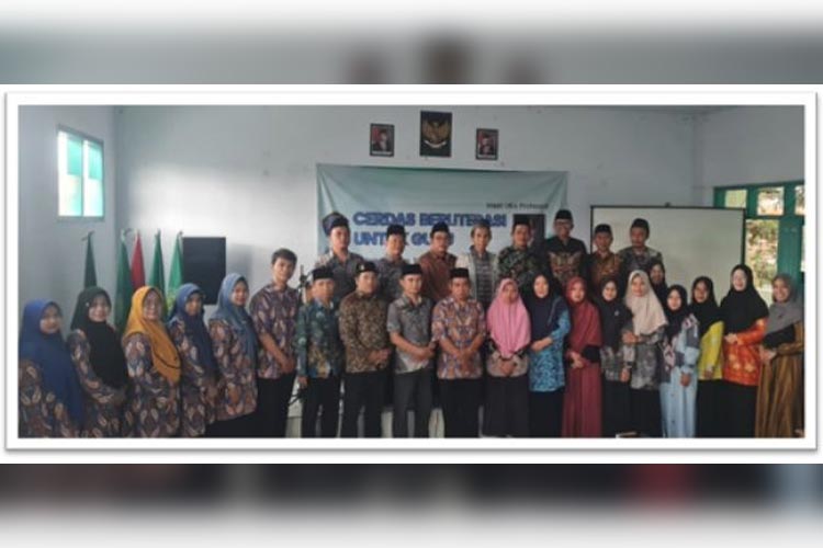 Tingkatkan Kualitas Santri, Program Meet UB's Professor Gagas Pelatihan Literasi Guru Pesantren