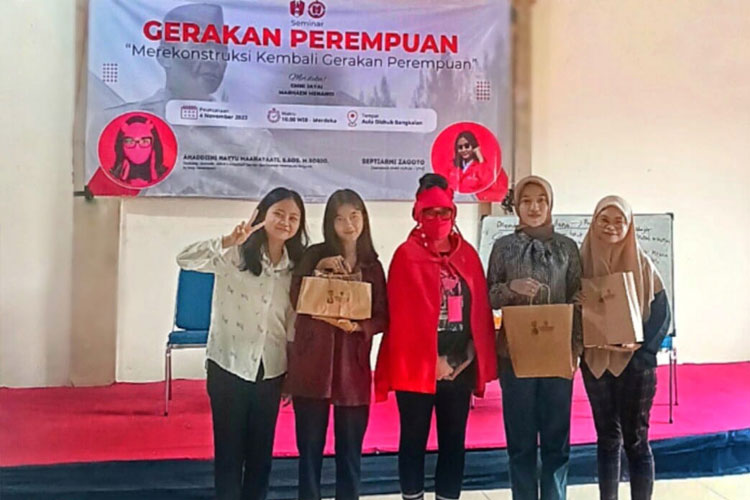 gerakan-perempuan.jpg