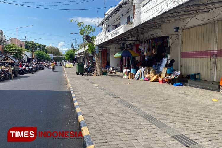 Suasana Pasar Banyuwangi Kota yang rencananya akan dilakukan revitalisasi oleh Pemkab setempat dengan didukung oleh Kemen PUPR. (FOTO: Fazar Dimas/TIMES Indonesia)