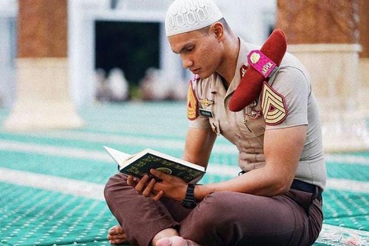 Penerimaan Taruna-Taruni Akademi Polisi (Akpol) pada para santri penghafal Al Quran (Tahfiz Quran) menuai banyak pujian. (FOTO: instagram @akpol.official)