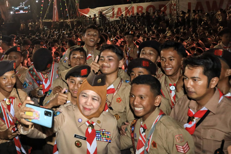 Gubernur Khofifah Ajak Sukseskan Raimuna Pramuka di Pantai Prigi Trenggalek