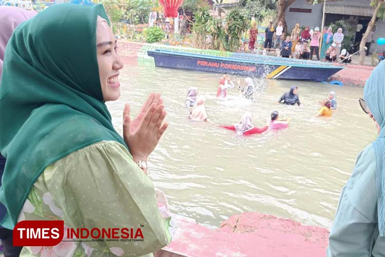 Erotik xayrli tong sherlar