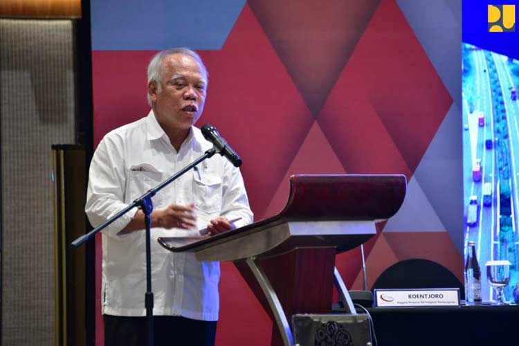 Menteri PUPR RI Basuki Hadimuljono saat menghadiri Rapat Anggota Tahunan ATI Tahun 2023 dengan tema