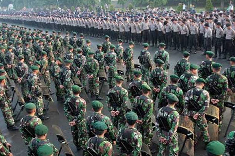 Pemerintah menaikkan gaji pokok anggota TNI/Polri. (FOTO: ist)
