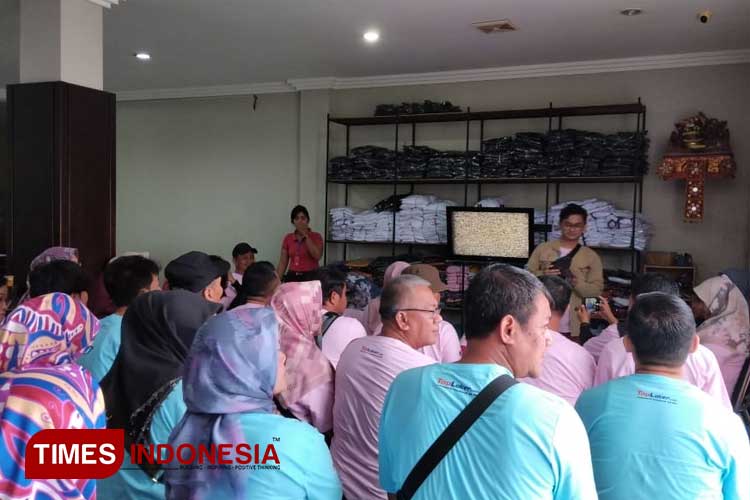 Ratusan peserta ikuti pemaparan di Cok Konfeksi Bali. (Foto: Susi/TIMES Indonesia)