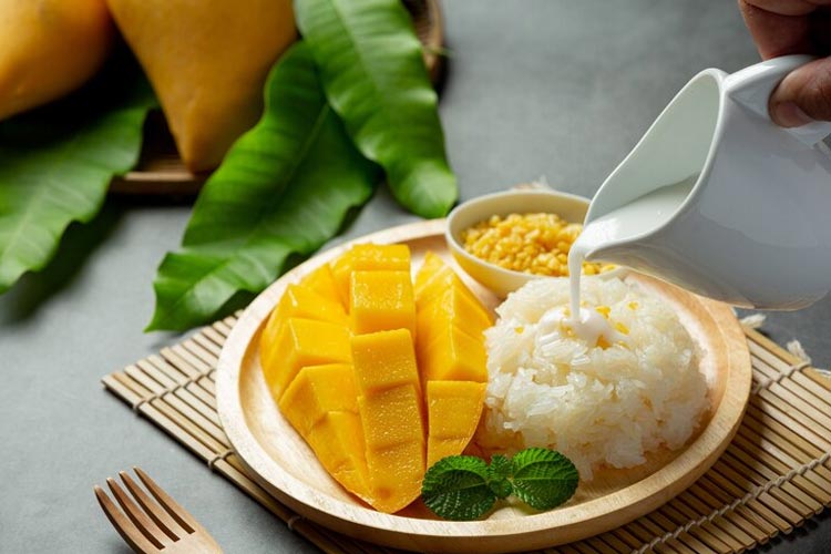 Mango Sticky Rice ala Thailand. (Foto: Jcomp/Freepik)
