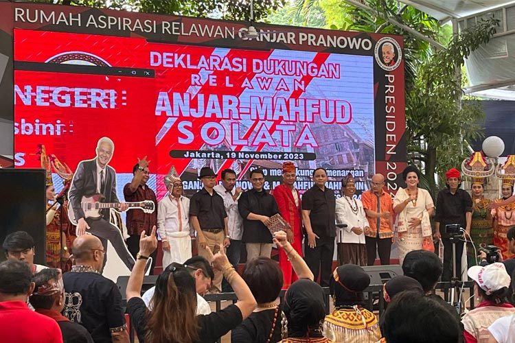 Acara deklarasi dukungan masyarakat Toraja di Rumah Aspirasi Relawan Ganjar-Mahfud, Jakarta, pada Minggu sore (19/11).