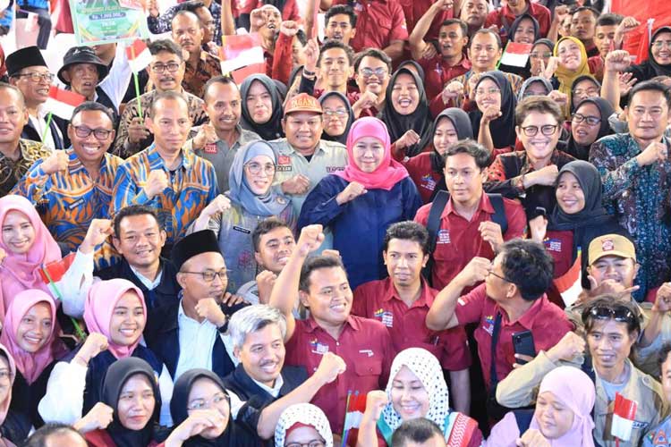 Gubernur-Khofifah-7.jpg