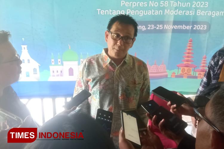 Kepala Pusat Kerukunan Umat Beragama (PKUB) Wawan Djunaedi usai jadi pembicara di bedah Perpres 58 tahun 2023 di Yogyakarta, Jumat (24/11/2023). (FOTO: Moh Ramli/TIMES Indonesia)