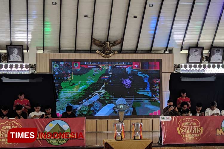 Pertandingan Bupati Cup E-Sport Magetan cabang Mobile Legend. (Foto: Aditya Candra/TIMES Indonesia)