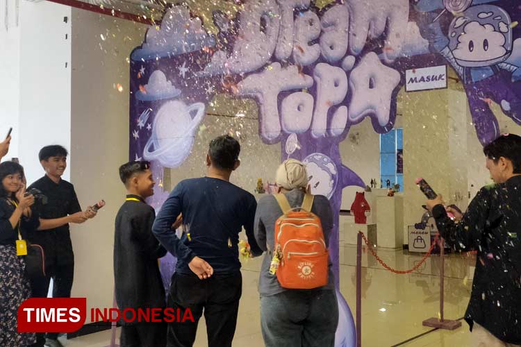 Dream Topia Urban Toys Exhibition: Jembatan Komunikasi Antara Seniman dan Masyarakat