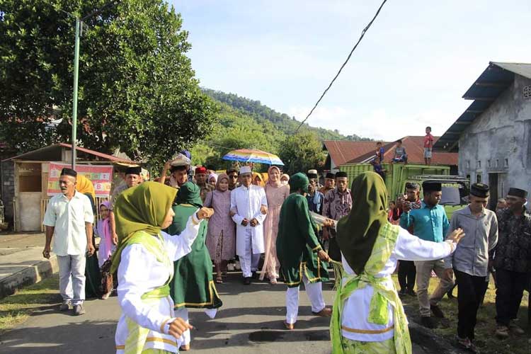 Mengenal Lebih Dekat Tarian Cakalele Adat Suku Galela di Maluku Utara