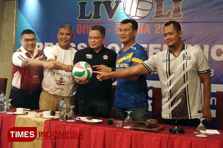 Perwakilan empat tim putra yang akan berlaga di final four Livoli Divisi Utama 2023 (Foto: Yobby/TIMES Indonesia)