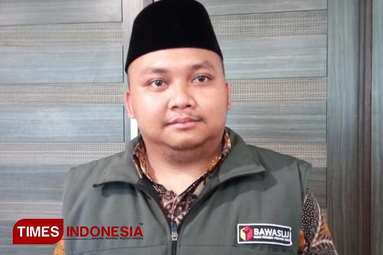 Gudang Penyimpanan Logistik Pemilu 2024 di Kabupaten Serang Bocor