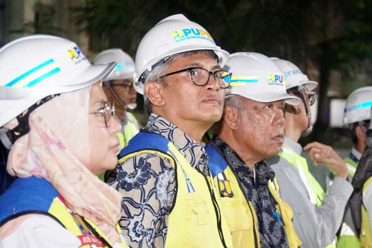 Menteri PUPR RI Saksikan Pemasangan Girder Flyover  Madukoro, Pintu Gerbang ke Kota Semarang