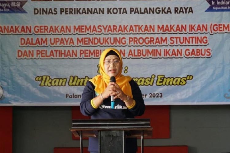 Kepala Dinas Perikanan Pemerintah Kota Palangka Raya, Kalimantan Tengah (Kalteng), Indriarti Ritadewi (Foto: ANTARA/Rendhik Andika)
