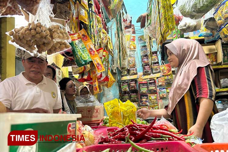 BHS Soroti Kenaikan Komoditas Bahan Pokok di Pasar Soponyono