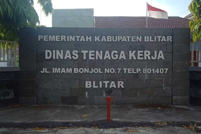 UMK Tahun 2024 Di Kabupaten Blitar Naik Segini Jumlahnya TIMES Indonesia   Dinas Tenaga Kerja Kabupaten Blitar.md 