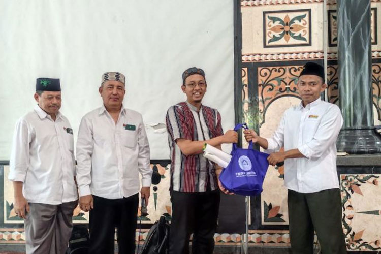 FMIPA Unisma Malang disambut hangat oleh pengasuh Pondok Pesantren Al-Rifa’ie Gondanglegi, Kabupaten Malang. (FOTO: AJP TIMES Indonesia)